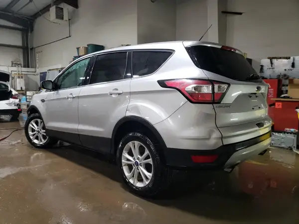 1FMCU9GD5HUE13515 2017 FORD ESCAPE - Image 2