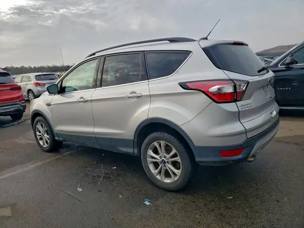 1FMCU9GD5HUE43856 2017 FORD ESCAPE - Image 2