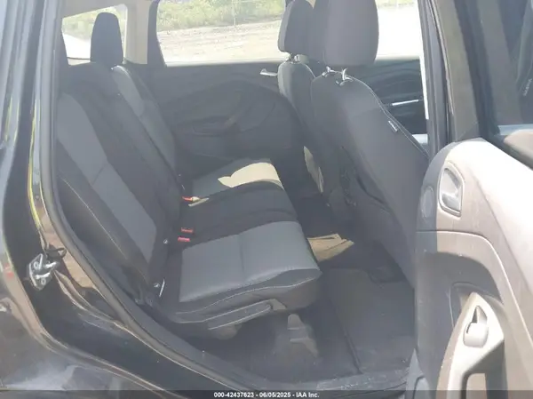 1FMCU9GD5HUEDD537 2017 FORD ESCAPE - Image 8