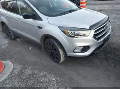 1FMCU9GD5HUF04719 2017 FORD ESCAPE