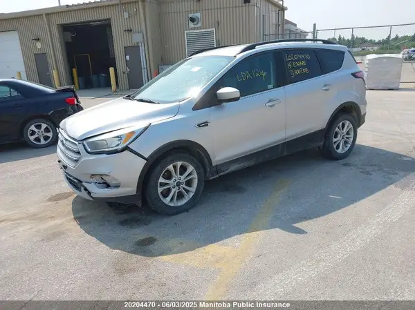 1FMCU9GD5JUA00208 2018 FORD ESCAPE - Image 2