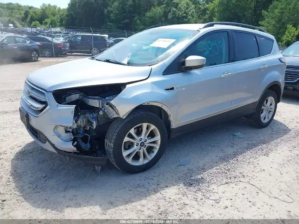 1FMCU9GD5JUA06218 2018 FORD ESCAPE - Image 2