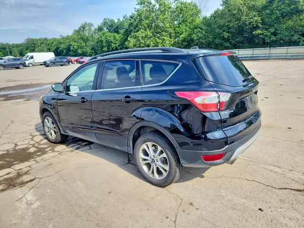 1FMCU9GD5JUA10754 2018 FORD ESCAPE - Image 2