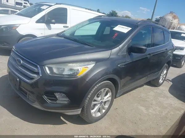 1FMCU9GD5JUA10768 2018 FORD ESCAPE - Image 2