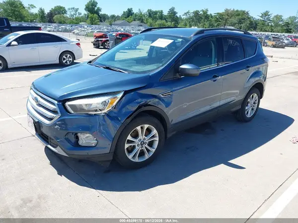 1FMCU9GD5JUA14190 2018 FORD ESCAPE - Image 2