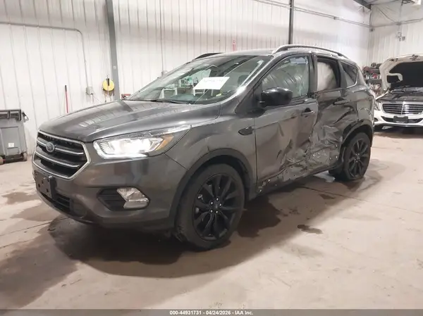 1FMCU9GD5JUA42331 2018 FORD ESCAPE - Image 2