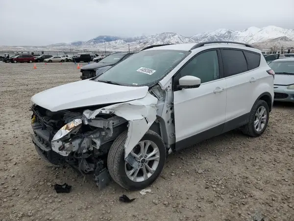 1FMCU9GD5JUA44077 2018 FORD ESCAPE - Image 1