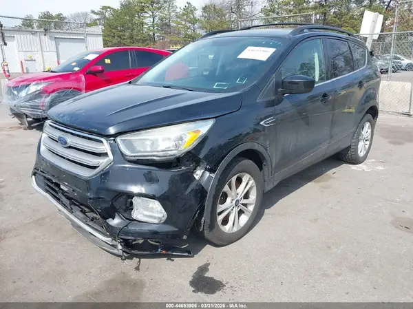 1FMCU9GD5JUA46069 2018 FORD ESCAPE - Image 2