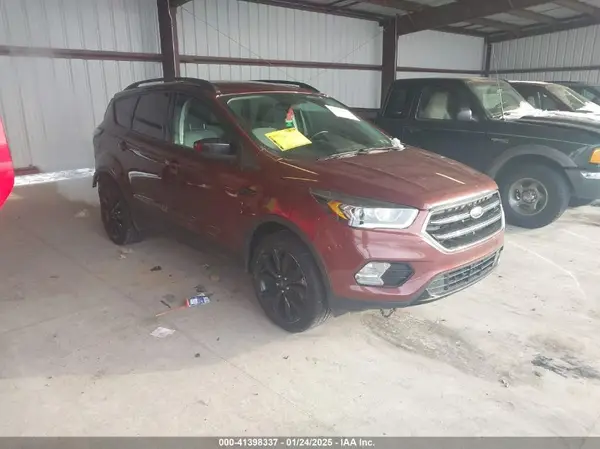 1FMCU9GD5JUA47397 2018 FORD ESCAPE - Image 1