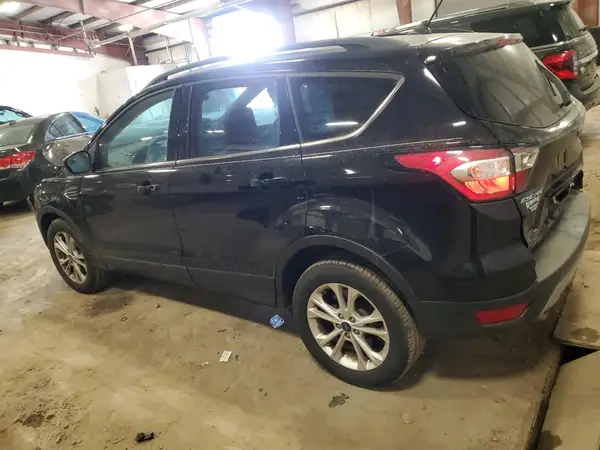 1FMCU9GD5JUA53586 2018 FORD ESCAPE - Image 2
