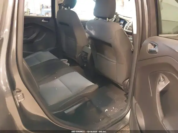 1FMCU9GD5JUA53636 2018 FORD ESCAPE - Image 8