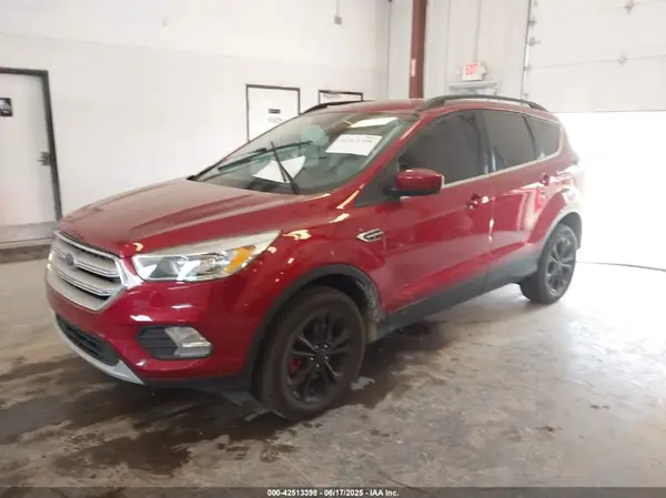 1FMCU9GD5JUA53815 2018 FORD ESCAPE - Image 2