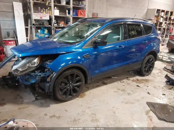 1FMCU9GD5JUA59064 2018 FORD ESCAPE - Image 2