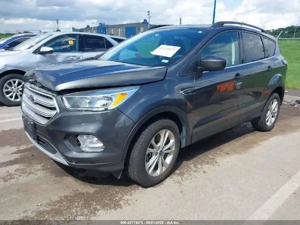 1FMCU9GD5JUA64040 2018 FORD ESCAPE - Image 2