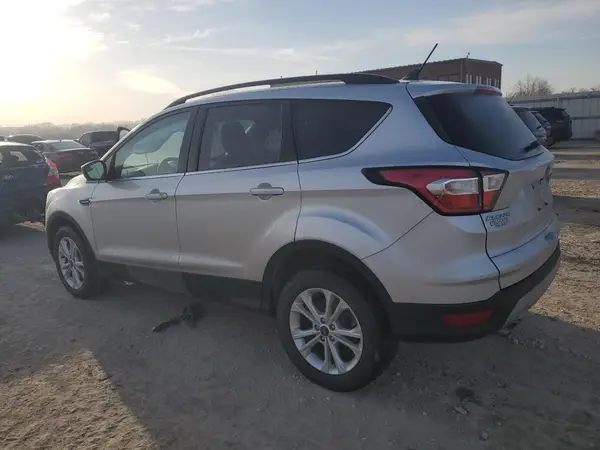 1FMCU9GD5JUA64152 2018 FORD ESCAPE - Image 2