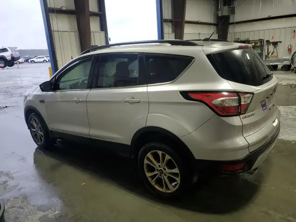 1FMCU9GD5JUA73580 2018 FORD ESCAPE - Image 2
