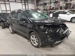 1FMCU9GD5JUA76883 2018 FORD ESCAPE