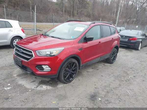 1FMCU9GD5JUA88144 2018 FORD ESCAPE - Image 2
