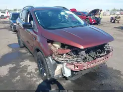 1FMCU9GD5JUA92274 2018 FORD ESCAPE