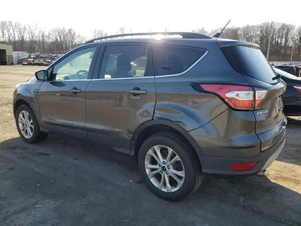 1FMCU9GD5JUB01703 2018 FORD ESCAPE - Image 2