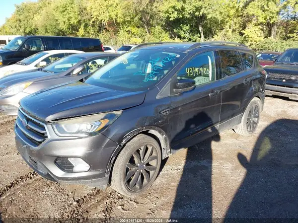 1FMCU9GD5JUB12944 2018 FORD ESCAPE - Image 2