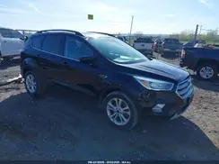 1FMCU9GD5JUB15259 2018 FORD ESCAPE