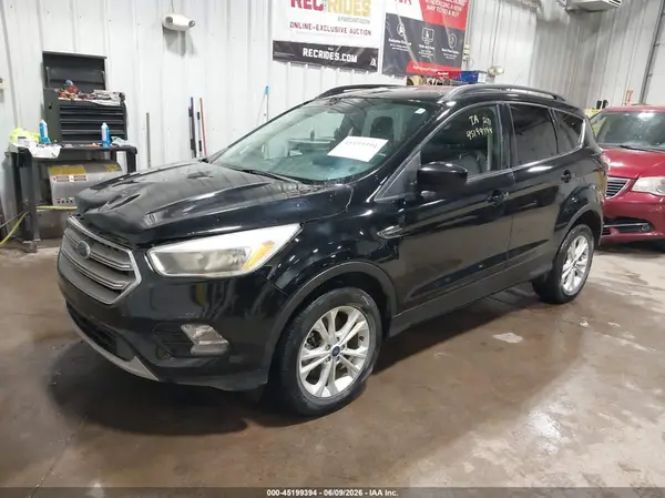 1FMCU9GD5JUB15617 2018 FORD ESCAPE - Image 2