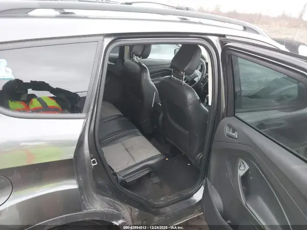 1FMCU9GD5JUB30246 2018 FORD ESCAPE - Image 8