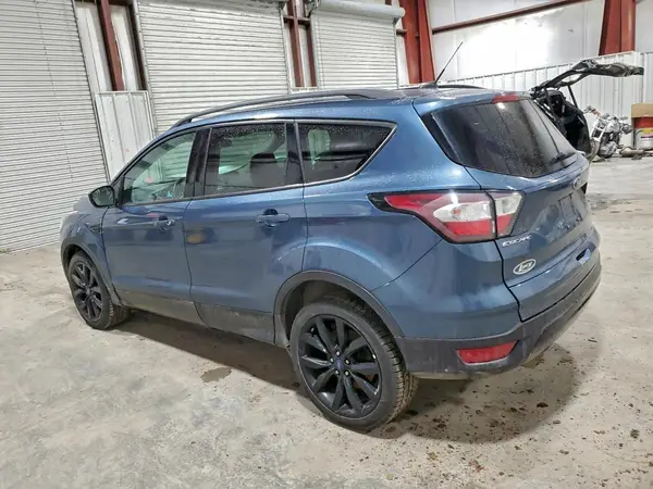 1FMCU9GD5JUB30327 2018 FORD ESCAPE - Image 2