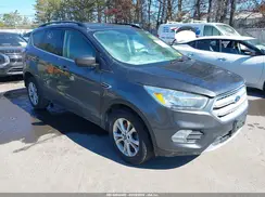 1FMCU9GD5JUB33633 2018 FORD ESCAPE