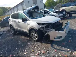 1FMCU9GD5JUB33907 2018 FORD ESCAPE