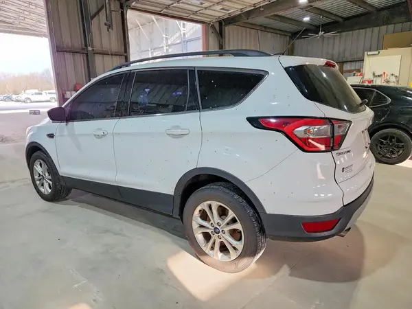 1FMCU9GD5JUB45345 2018 FORD ESCAPE - Image 2