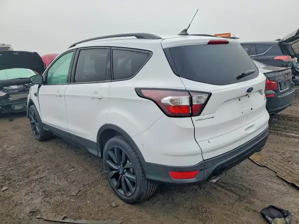 1FMCU9GD5JUB68897 2018 FORD ESCAPE - Image 2