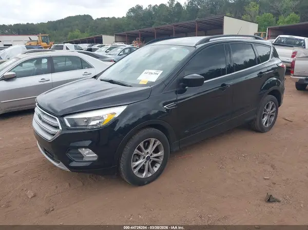 1FMCU9GD5JUB76174 2018 FORD ESCAPE - Image 2