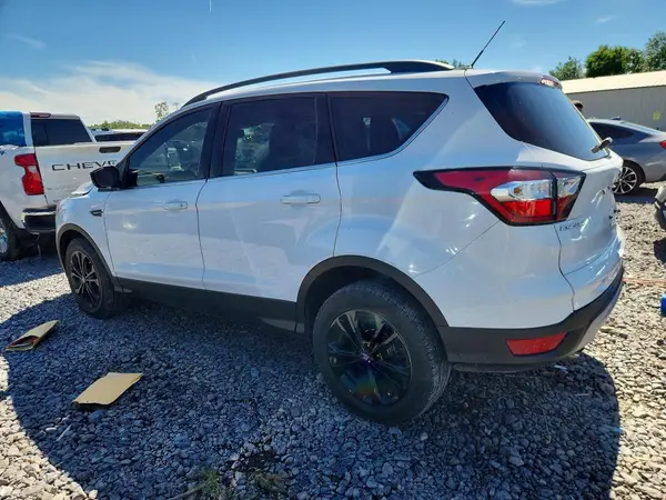 1FMCU9GD5JUB76207 2018 FORD ESCAPE - Image 2