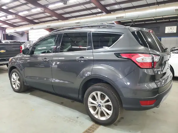 1FMCU9GD5JUB93847 2018 FORD ESCAPE - Image 2