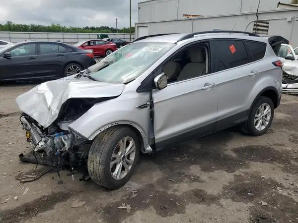 1FMCU9GD5JUC13207 2018 FORD ESCAPE - Image 1