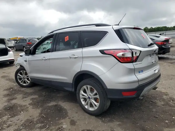 1FMCU9GD5JUC13207 2018 FORD ESCAPE - Image 2