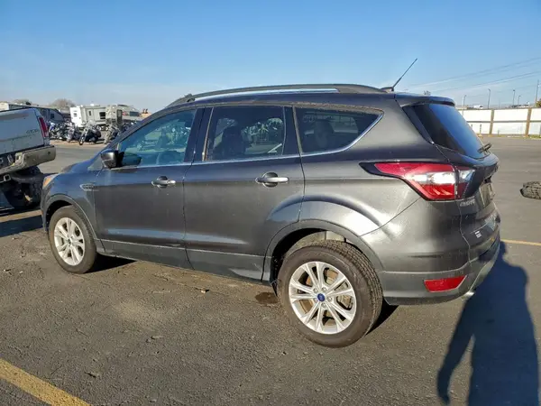 1FMCU9GD5JUC13417 2018 FORD ESCAPE - Image 2