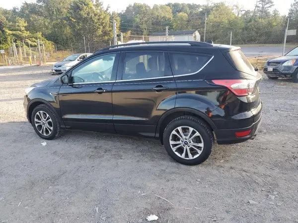 1FMCU9GD5JUC26118 2018 FORD ESCAPE - Image 2