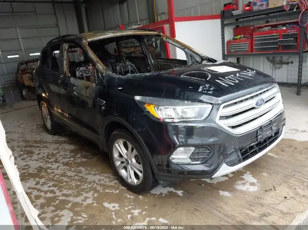 1FMCU9GD5JUC31920 2018 FORD ESCAPE - Image 1