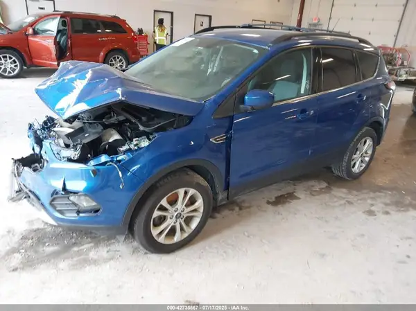 1FMCU9GD5JUC33795 2018 FORD ESCAPE - Image 2
