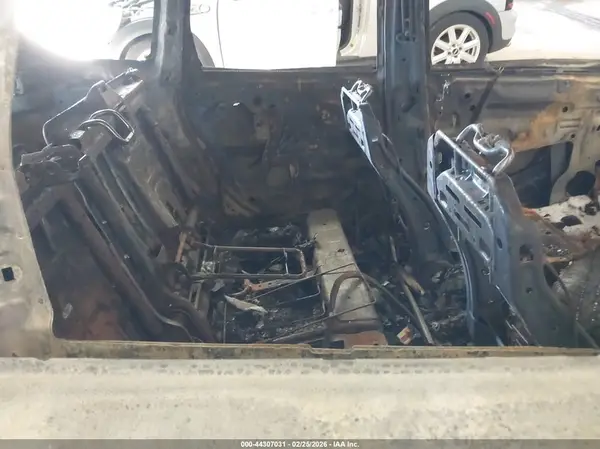 1FMCU9GD5JUC35417 2018 FORD ESCAPE - Image 8