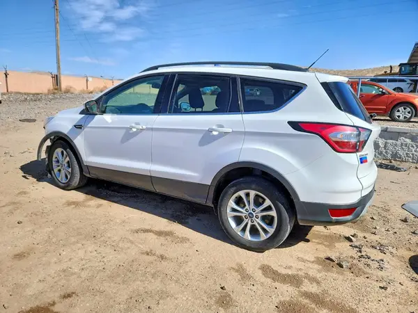1FMCU9GD5JUC40567 2018 FORD ESCAPE - Image 2