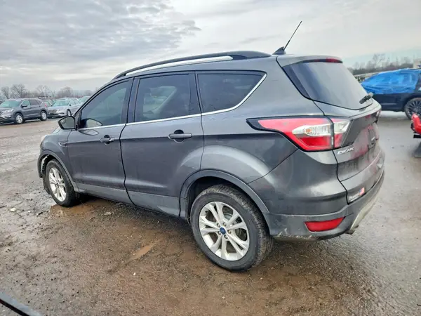 1FMCU9GD5JUC44098 2018 FORD ESCAPE - Image 2