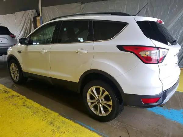1FMCU9GD5JUC50046 2018 FORD ESCAPE - Image 2