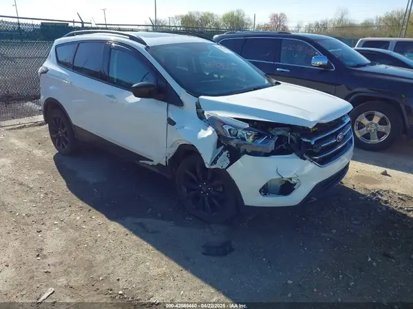 1FMCU9GD5JUC56820 2018 FORD ESCAPE - Image 1