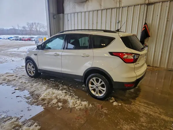 1FMCU9GD5JUC63010 2018 FORD ESCAPE - Image 2