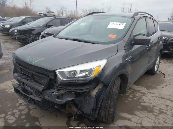 1FMCU9GD5JUC68370 2018 FORD ESCAPE - Image 2