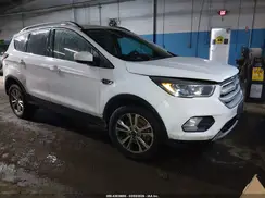 1FMCU9GD5JUC74413 2018 FORD ESCAPE